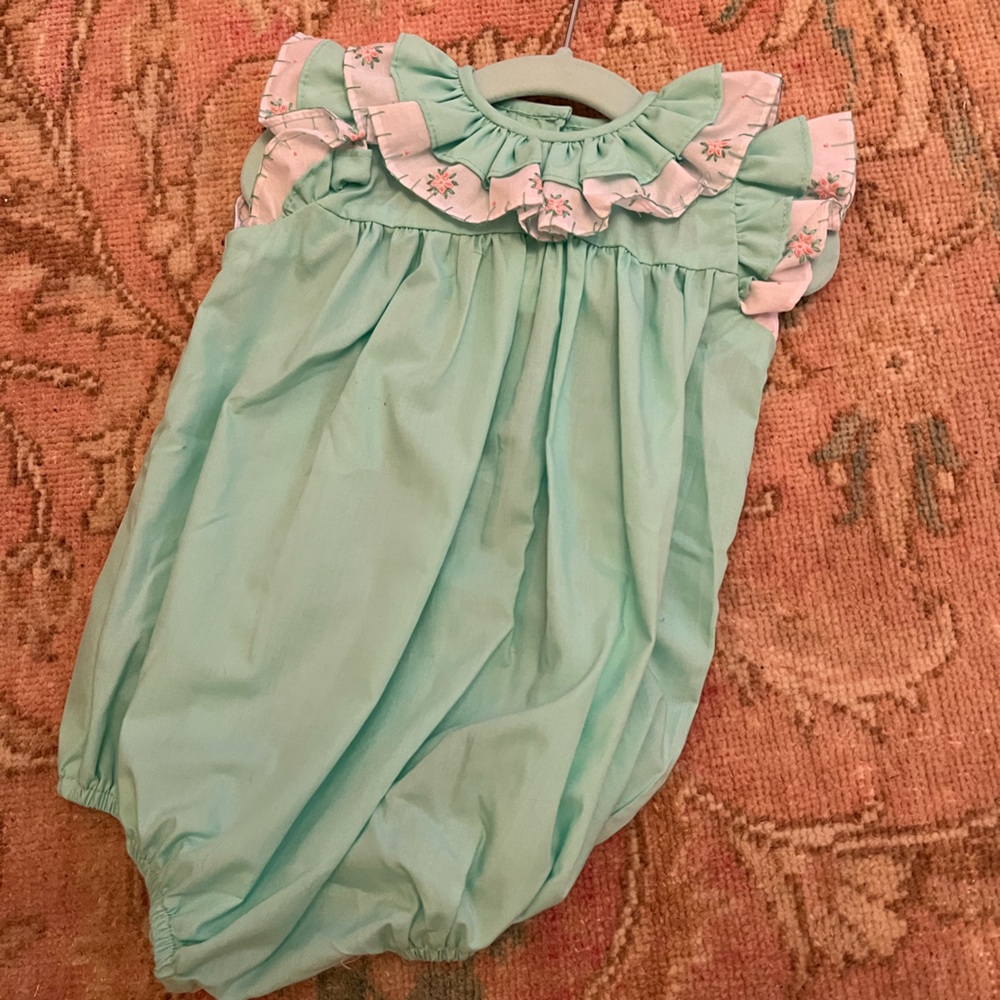 The proper peony bubble 12m NWT